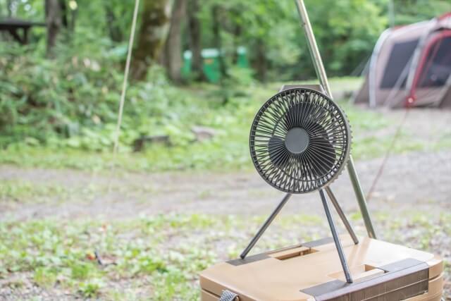 夏キャンプで使う扇風機