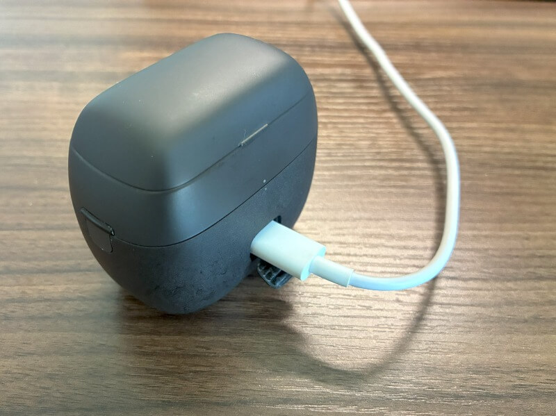 ラムダッシュパームインの充電中