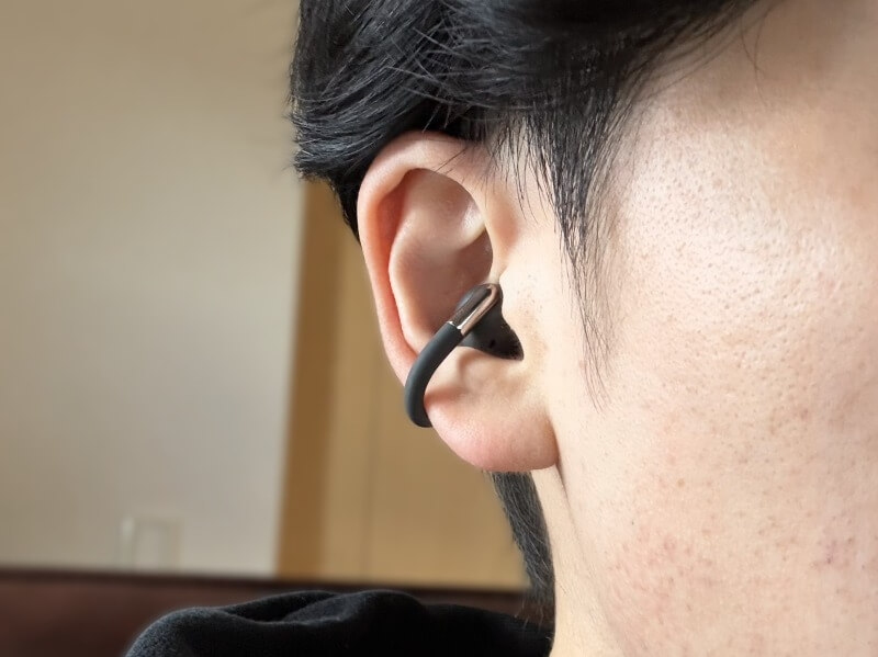 soundpeats clip1の装着時画像