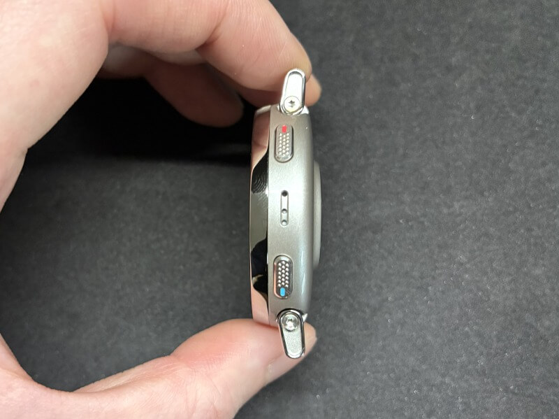 Active 3 Premiumの右側面